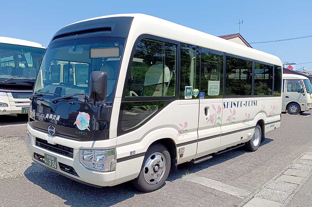 マイクロ観光バス